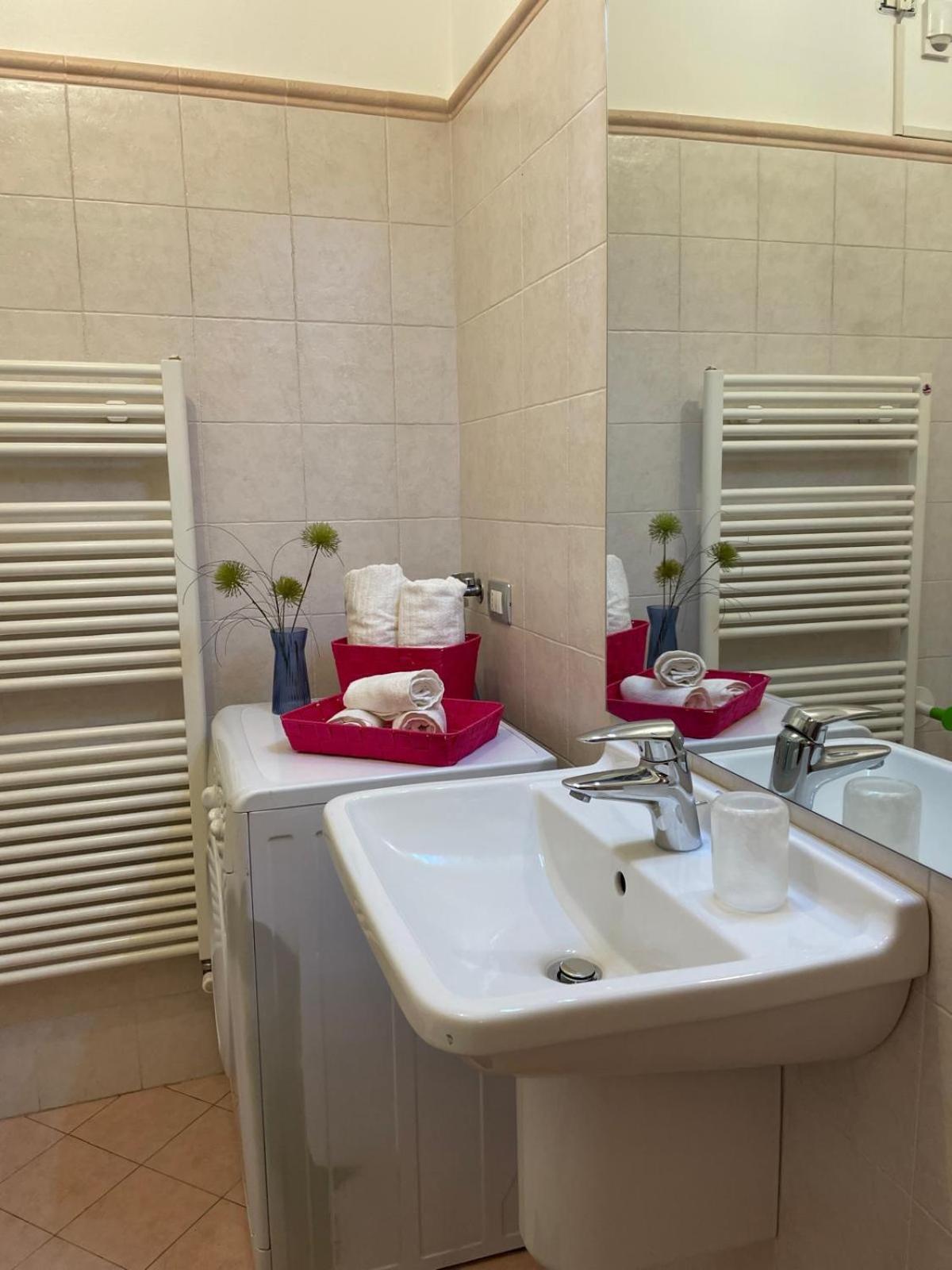 Giorgia'S Home Colico Holiday Rent Экстерьер фото