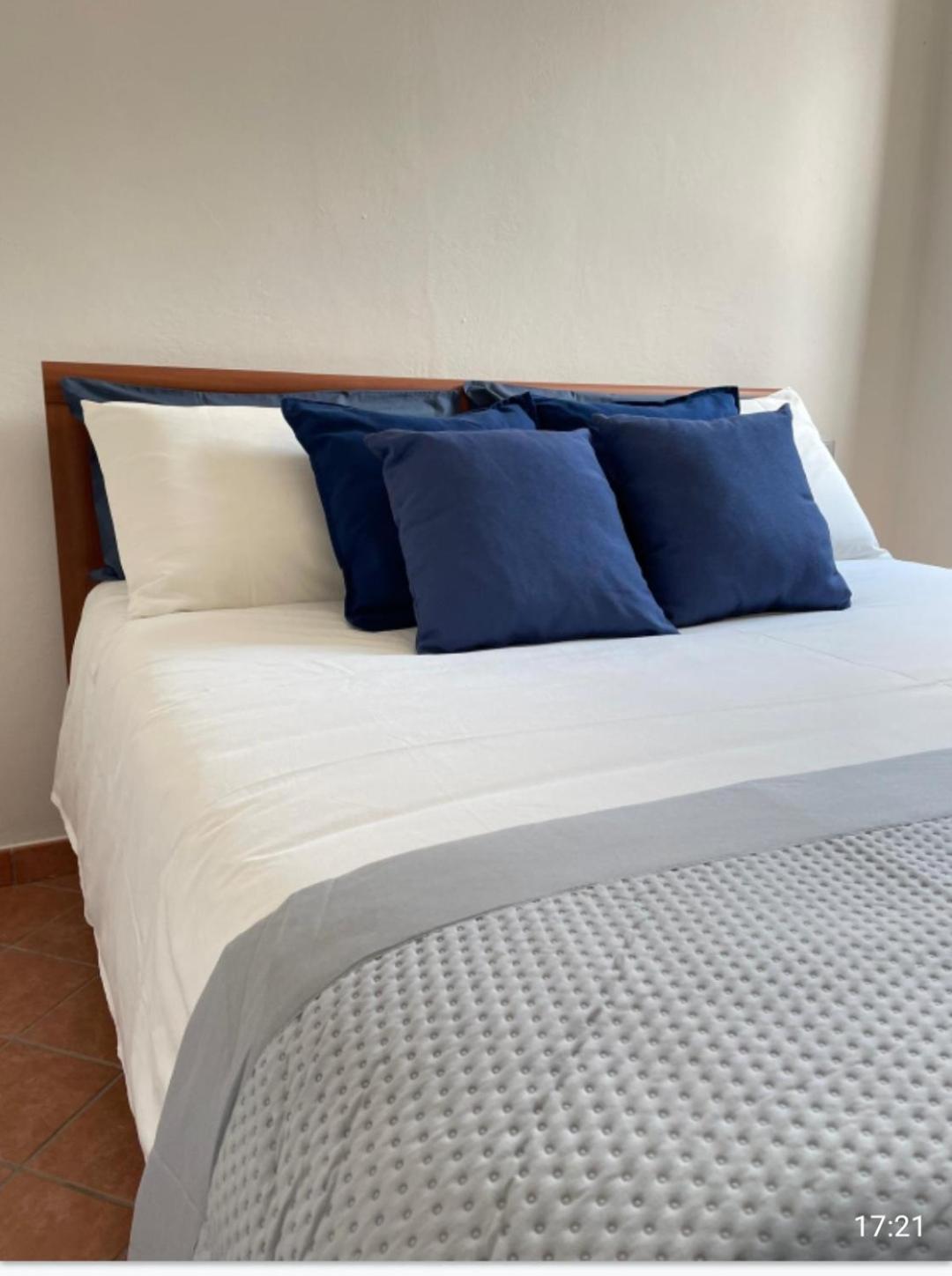 Giorgia'S Home Colico Holiday Rent Экстерьер фото